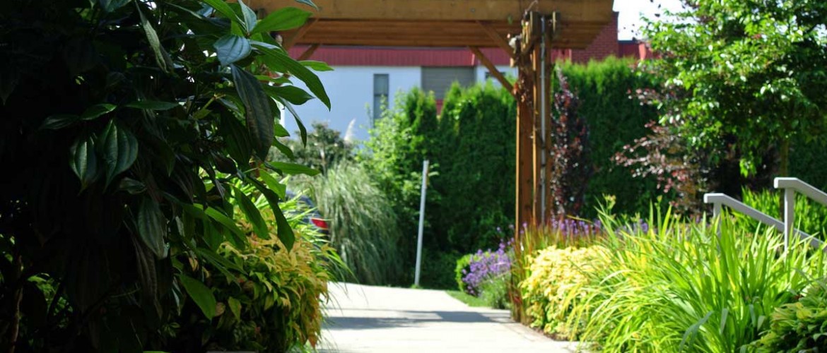 West 17th Entry Detail